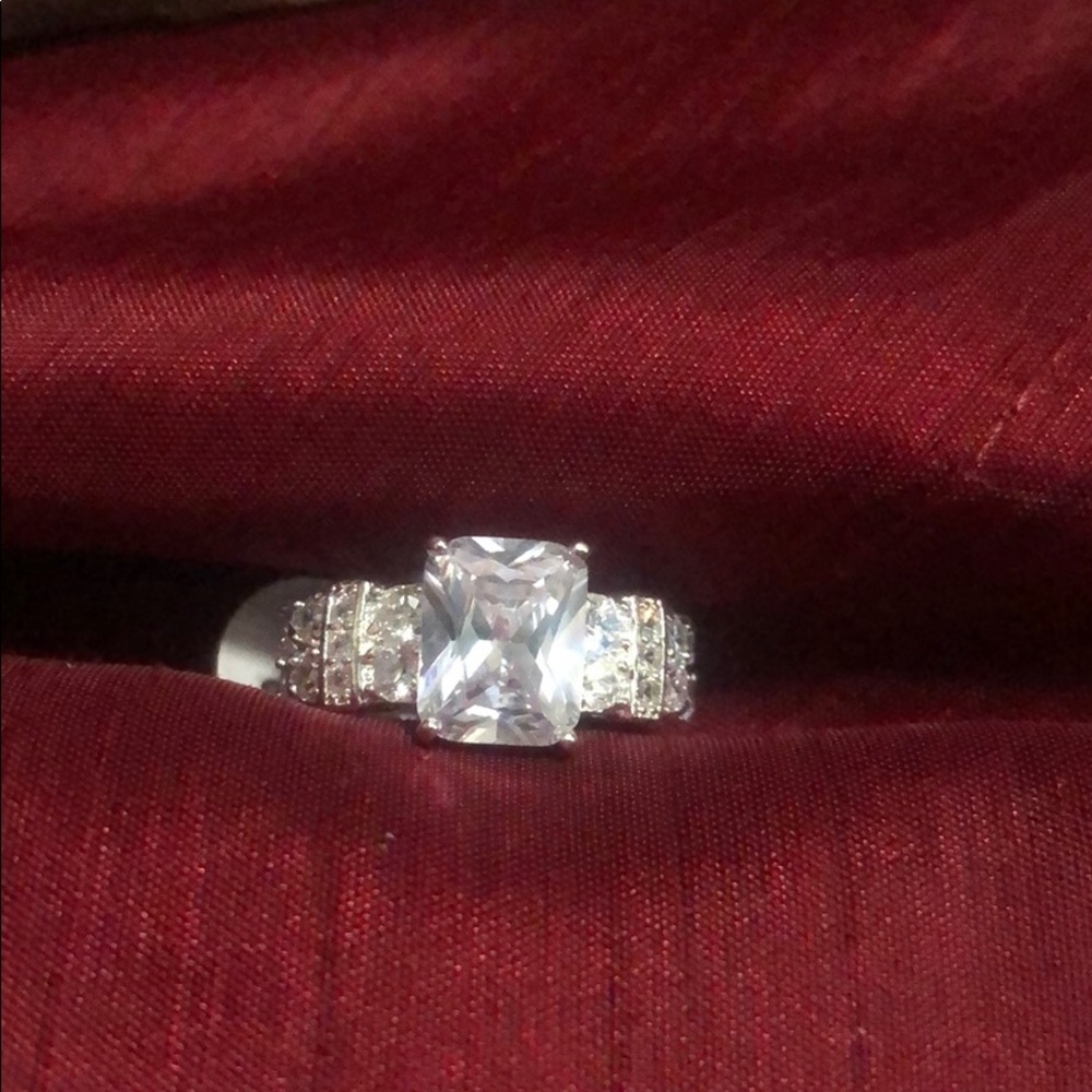 Silver 925 and crystal ring